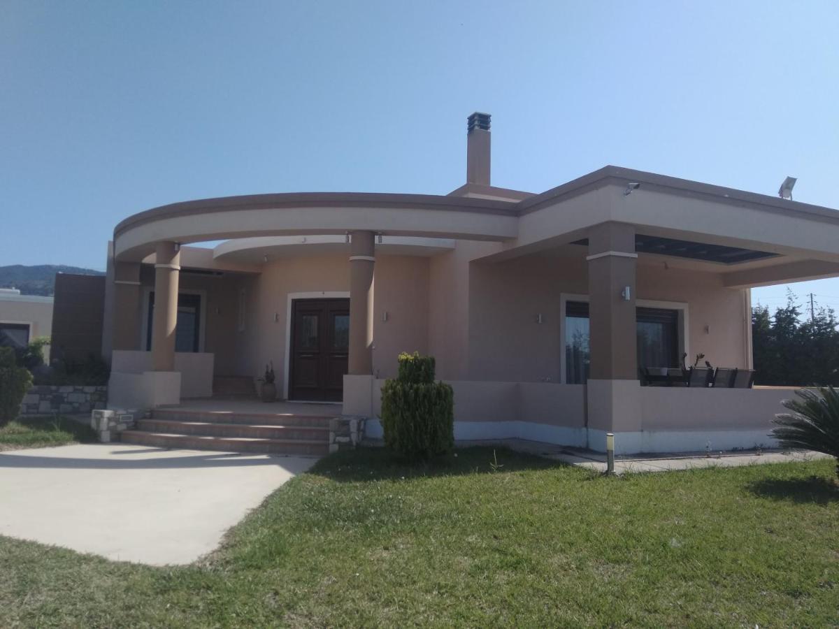 Kos Villa - Family Comfort With Large Garden, Jacuzzi المظهر الخارجي الصورة
