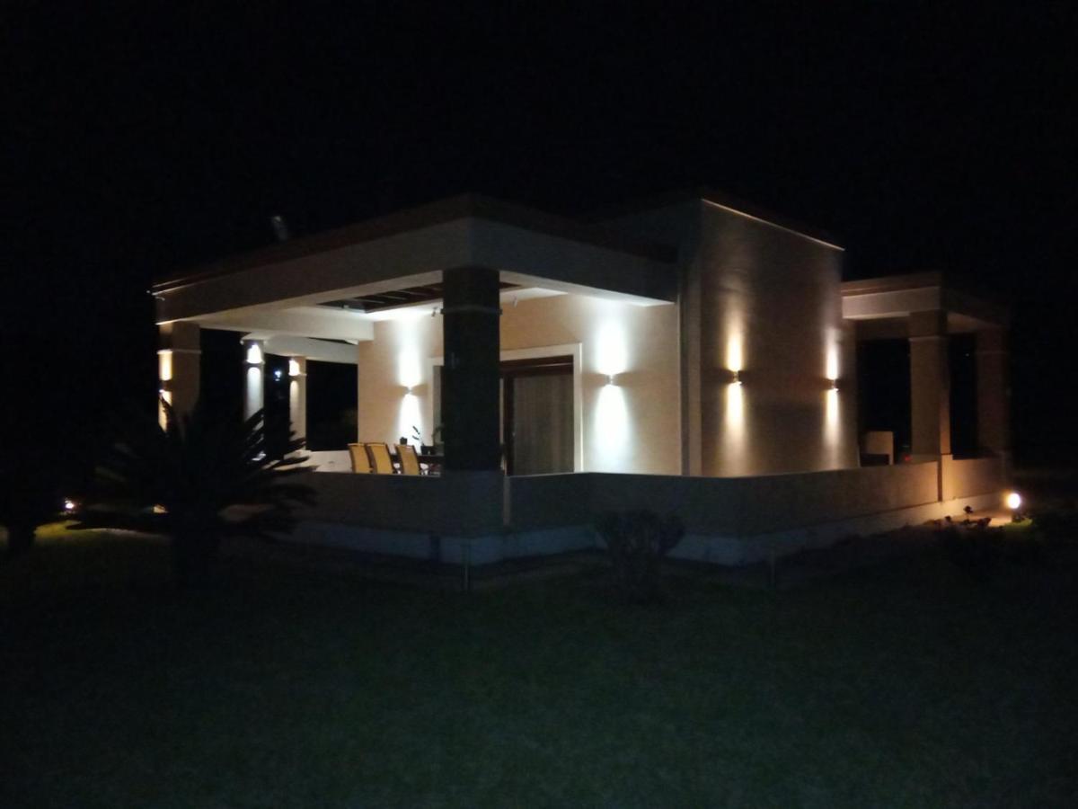 Kos Villa - Family Comfort With Large Garden, Jacuzzi المظهر الخارجي الصورة