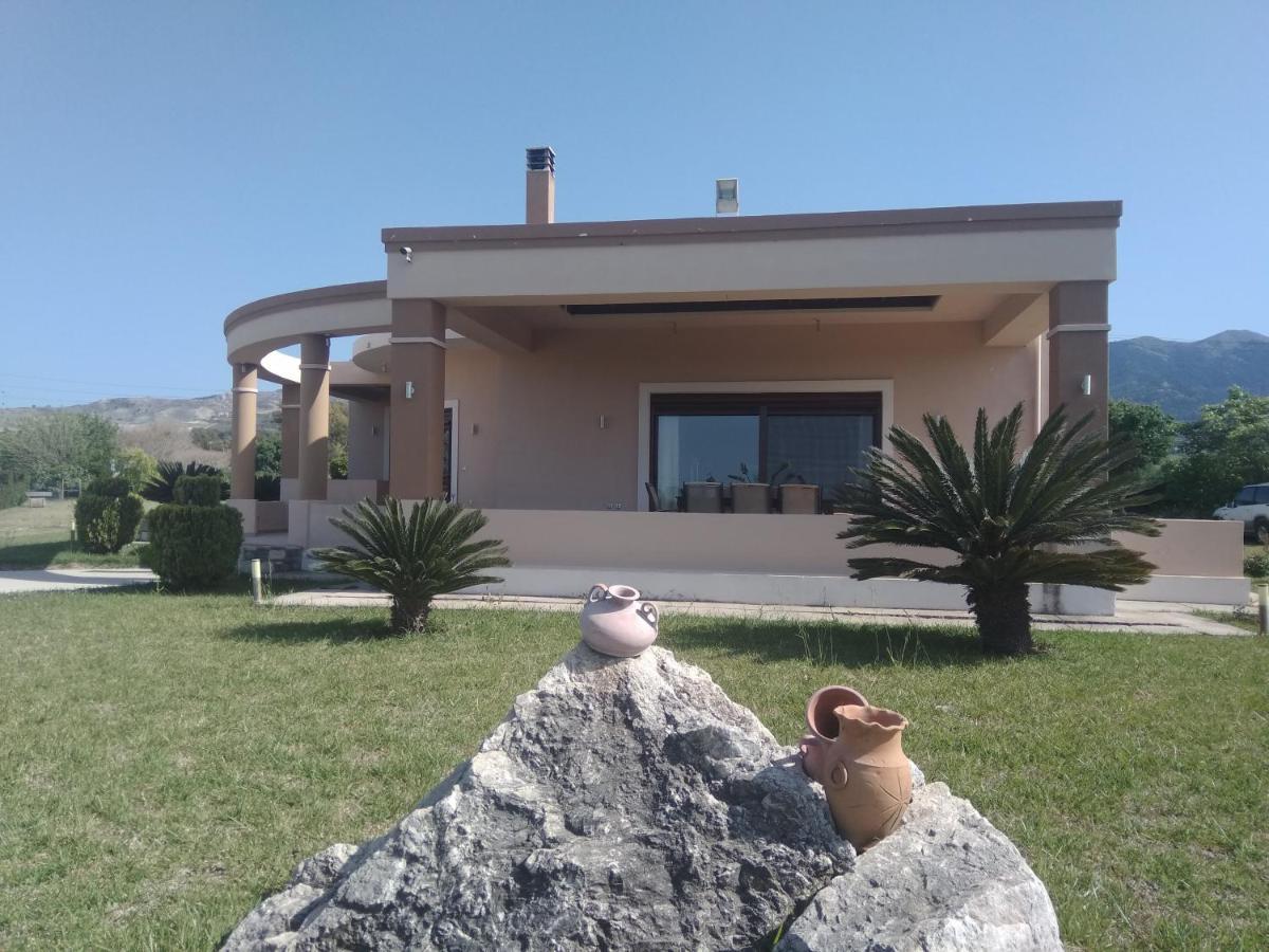 Kos Villa - Family Comfort With Large Garden, Jacuzzi المظهر الخارجي الصورة