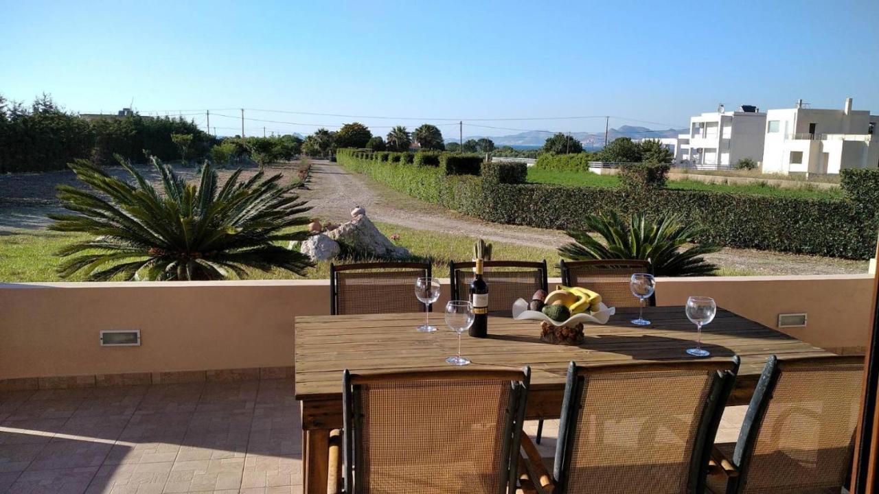 Kos Villa - Family Comfort With Large Garden, Jacuzzi المظهر الخارجي الصورة